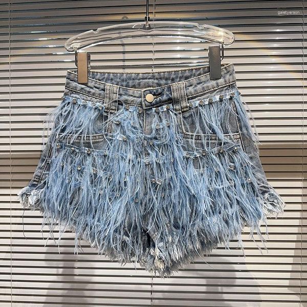 Jeans pour femmes 2023 Collection d'été Plumes Strass Perles brodées Bleu Denim Shorts Femmes Court