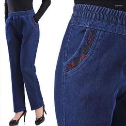 Jeans pour femmes 2023 femmes automne hiver taille élastique lâche femme d'âge moyen pantalon droit dames épais chaud Denim pantalon R974