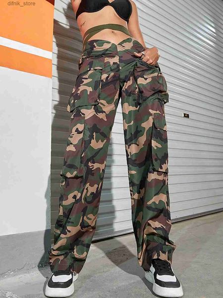 Jeans féminins 2023 femmes camouflage de la mode pantalon de cargaison américain vintage strt v-cut taise impriment pace à jambe large pantalon mujer y240408