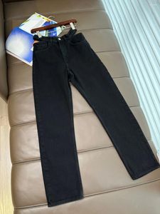 Jeans pour femmes 2024 Automne / hiver Solid Cut Out Design Straight Tube Fit Woman Pantal