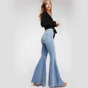 Jeans féminins 2024 femme Jean Stretch Flare High Taist Boutons pour femmes pantalons denim plus taille largeur large pantalon d'automne d'automne