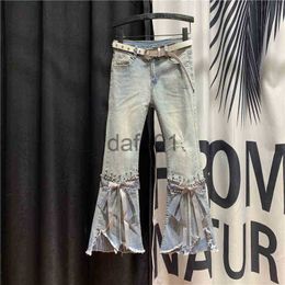 Damesjeans Herfst Dorp Hoge Taille Jeans Dames Gescheurde Cropped Onregelmatige Kralen Strik Uitlopende Denim Broek A3533 210428 x0914
