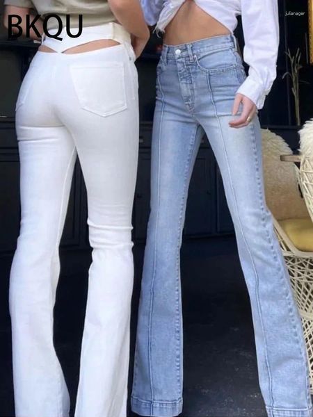 Jeans pour femmes Bkqu Hollow Out Design High Waist Flare Jean 2024 Streetwear Aesthetic White White Elastic Skinny Denim pantalon