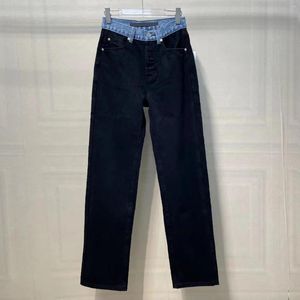 Jeans pour femmes pantalons en denim noir printemps / été 2024 haute taille mince longueur jambe sombre droite lâche et polyvalent