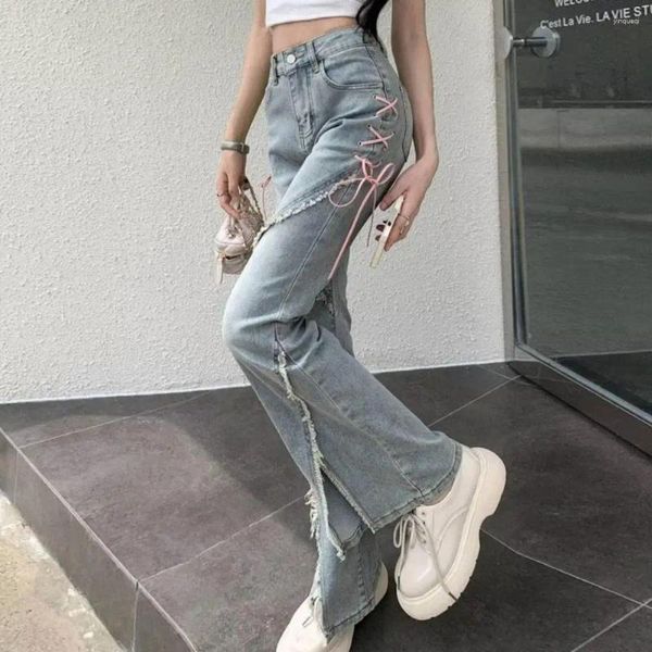 Jean femme Bootcut avec attaches latérales taille haute Denim taille haute ourlet évasé sangle déchirée décor Patchwork détail