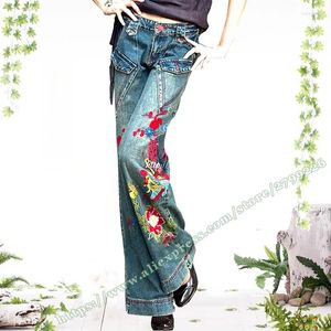 Jeans pour femmes décontractée vintage rétro brodé denim à fleurs pantalons larges de jambe 2024 National Streetwear Long