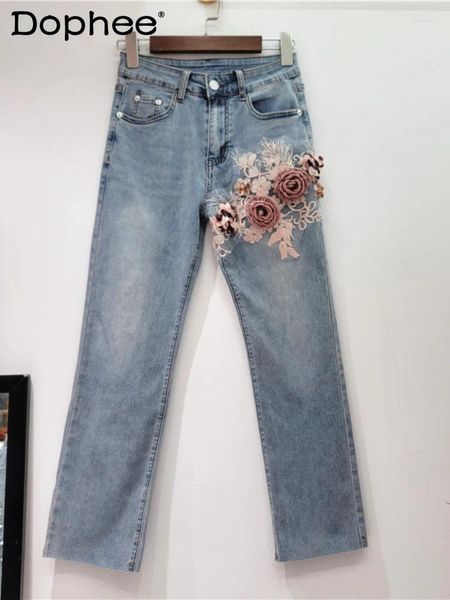 Jeans pour femmes pantalons de longueur de cheville denim 2024 Fashion de la mode Spring Style bleu clair Broids droits Perles Plaque Fleur Fleurs