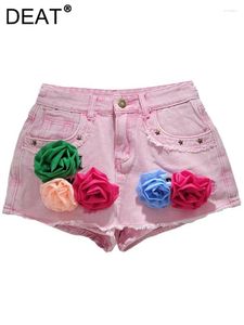 Pantalones cortos de mezclilla de jeans para mujeres Flores de color bajo de la cintura Burrs Stars Rivet Slim Super Short Pants 2024 Fashion de verano 11xx9097