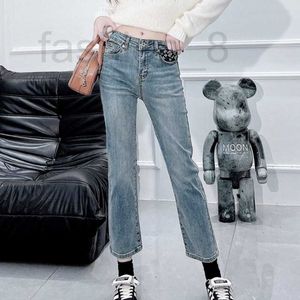 Jeans pour femmes Designer 24 nouvelles poches contrastées brodées pantalon court en denim à jambe droite étroite pour la mode féminine 6DGE