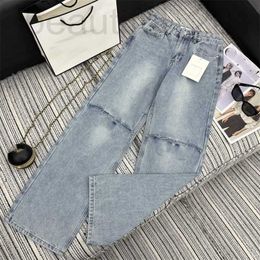 Designer de jeans pour femmes 24 Spring New Nanyou Cha Contrast broderie avec des trous cassés et des couleurs d'eau lavées Simple Polydold Denim Straight Style Vkru