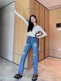 Concepteur de jeans pour femmes Nouveau lettre de nuage d'automne broderie lav￩e et us￩e ￠ tube slim jeans femelle x8jt