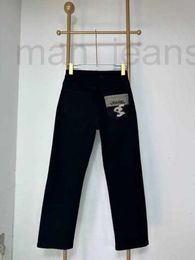 Jeans pour femmes Designer Haute Qualité Pieds noirs Jeans pour les produits européens pour femmes 2023 Hiver Pantalon crayon serré doux Mode Trendy Brand 0OIG