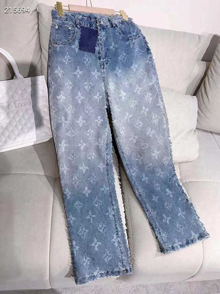 Designer de jeans pour femmes hauts hauts imprimés floraux pantalons larges pour les femmes au printemps new lâche et design de niche, tube droit high mince denim 88