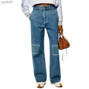Jeans de mujer Jeans de diseñador Jeans Llegadas Cintura alta Parche ahuecado Decoración bordada Pantalones de mezclilla rectos azules casuales 240304
