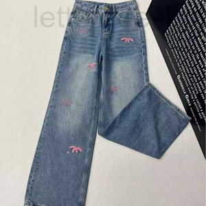 Jeans pour femmes Designer Luxe 24 Début du printemps Nouveau produit Petit vent parfumé Double CE Lettre Flocage Moyen Taille haute Casual Minceur Jambe droite DRVL