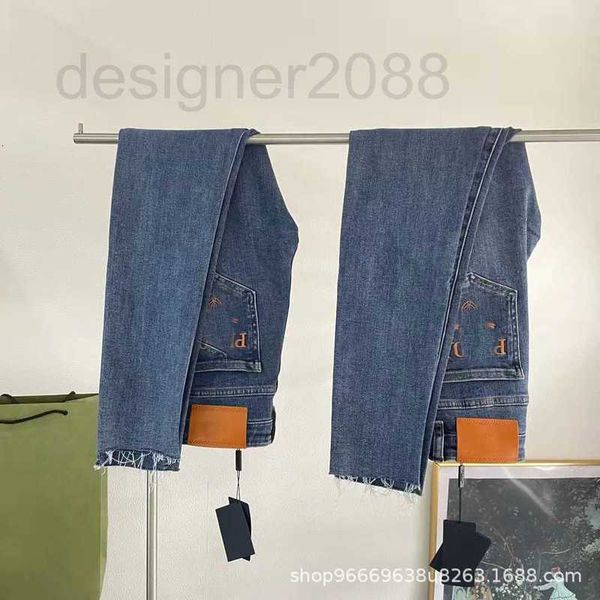 Jeans pour femmes Designer P Lettre Broderie 2021 Automne Hiver Slim Jambe Longue Élastique Moyenne Taille Haute Petits Pieds Femmes AORX
