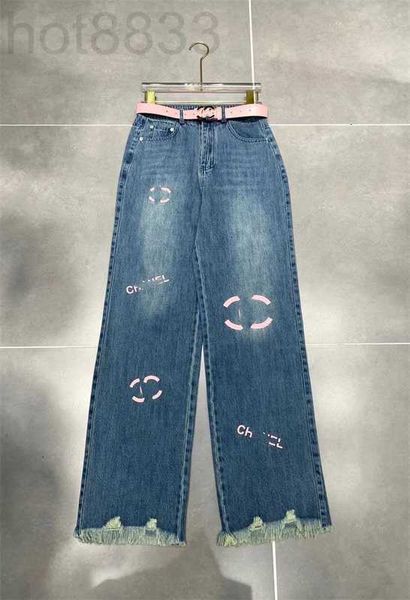 Jeans pour femmes Designer printemps été nouvelle mode imprimé lettre pantalon ourlet avec bord brut eau de lavage taille haute jambe droite pour les femmes K4H1