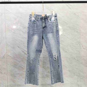 Damesjeans Designer damesjeans Distressed Biker Fit Motor Denim Herenmode jean Geperforeerde patch Brede voeten Micro Flare Jeans 240304