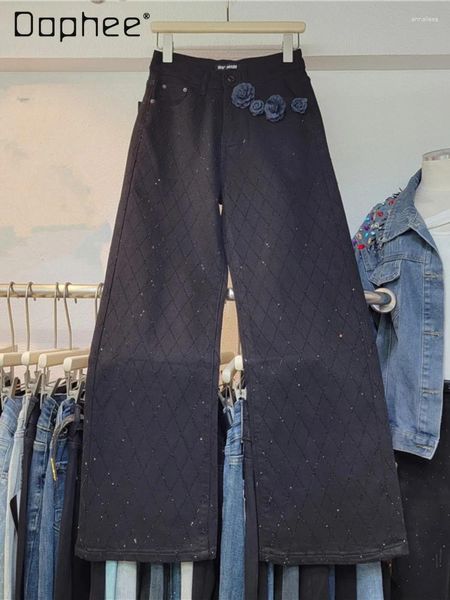 Jeans de mujeres Diamantes a cuadros de la cintura alta para mujeres 2024 Decoración de flores de moda de primavera y otoño pantalones rectos negros hembra