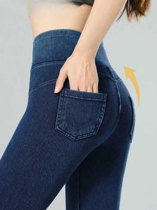 Jean pour femmes Legging Yoga Fitness Leggings Femmes Femmes High Pocket Butt Lefter Slim Skinny Jeans Stretch Stretch Jeggings 240423