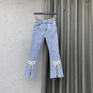 Jeans pour femmes pantalon féminin bleu clair 22 printemps élégant mince hauteur de taille bœuf bac à botte de botte de botte