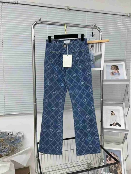 Vaqueros de mujer, novedad de 2023, diseño de moda, vaqueros lavados con flores azules claros, pantalones vaqueros ajustados de cintura alta con botones, 240304