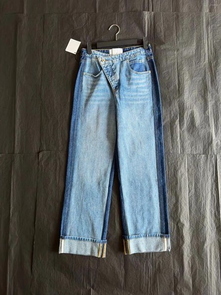 Jeans pour femmes Design oblique de taille en deux couleurs à deux couleurs droite à jambe droite lavée ceinture asymétrique et sonnerie Version lâche