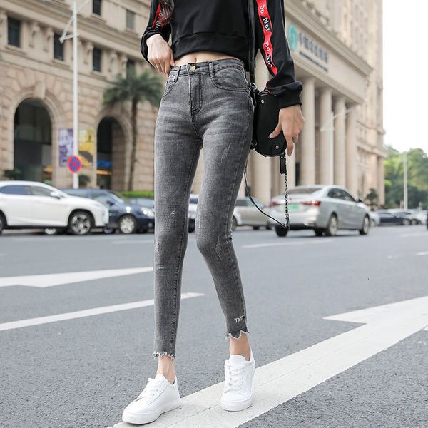 Jeans pour femmes Skinny Women Denim Pants Tissu en coton extensible womans pantalon crayon classique gris dames pantalons longs jeans 230324