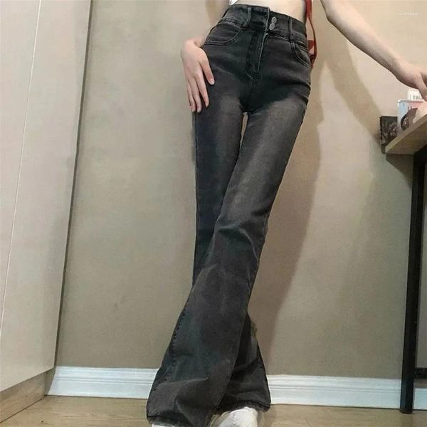 Jeans pour femmes gris fumé légèrement évasé pour les femmes en automne hiver taille haute minceur élastique pantalon fille épicée tendance 2024