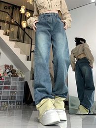 Les jeans pour femmes épissent les femmes hautes taille 2024 bouton d'automne large jambe de la jambe de la cheville pantalon de jean mode vintage burr bleu pantalon