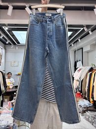 Jeans pour femme Laver un jean droit en forme de cône 230719