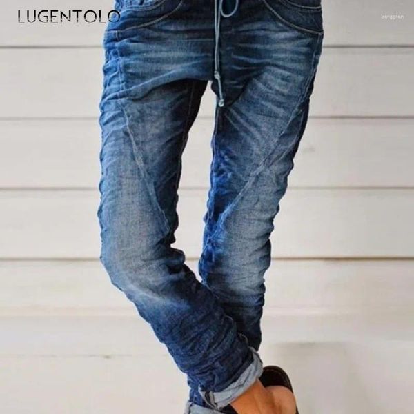 Les jeans pour femmes lavaient les femmes décontractées à crampon de taille élastique denim bleu foncé street féminin blanche pantalon à patte droite longue