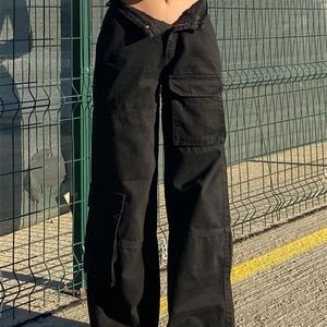 Jeans pour femmes Weekeep Low Rise Black Baggy Pocket Patchwork Straight Cargo Pants Harajuku Streetwear Denim Pantalon Fashion s 230403