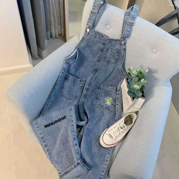 Jeans pour femmes pantalons féminins 2024 Vêtements brodés en denim suspension pantalones coupées volutières Vaqueros Mujer