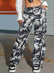 Jeans pour femmes pantalons de cargaison imprimement camouflage 2023 tendance STRT Trawstring Pockets de la taille de la taille côté parachute pantalon Hip Hop Paptons de survêtement Y240408