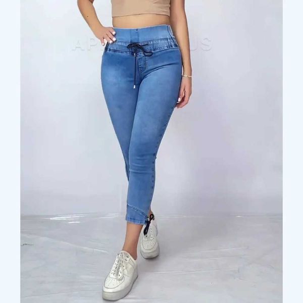 Jeans pour femmes femmes étire les jeans skinny majuscules slim fit crayon jeans filles pantalon denim pantalon capri pantalon hauteur pantalon denim maigre 240423
