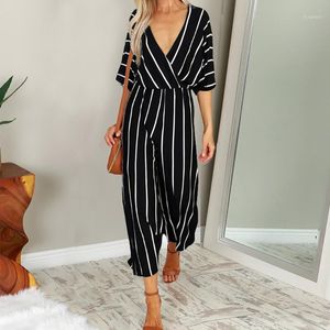 Vrouwen Jumpsuits Rompertjes 2021 Vrouwen Vrouwelijke Zomer Losse Jumpsuit Halve Mouw Diepe V-hals Clubwear Wijde Pijpen Broek Gestreepte Romper Kleding