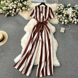 Jumpsuits voor dames rompers elegante dames jumpsuit gestreepte v-neck mouwloze 2024 kanten boog hoge nek Koreaanse zomer lange mouwen jumpsuit y240425