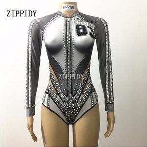 Jumpsuits femeninos Rompers Fashion Grey White Crystals Baseball Bodysuit Wear Wear Fiest Performance Disfraz de disfraces Copa 230815