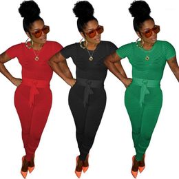 Dames Jumpsuits Rompertjes S3528 Korte mouw opengewerkte ronde hals Sexy perspectief strakke bodysuit met sjerpen. Gebreide stof Threaded Cott