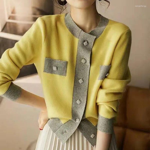 Tricots féminins 2023 Automne Hiver Coréen Clothing Fashion Elegant Yellow Cardigans Pull Femme O Bouton Nec