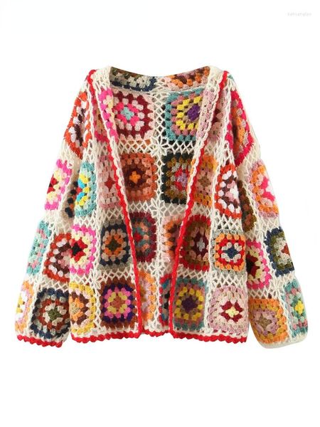 Femmes Tricots 2023 BOHO Couleur Plaid Fleur À La Main Crochet À Capuche Cardigan Ethnique Femme Ouvert Couture À Manches Longues Pull Plage Court Jumper