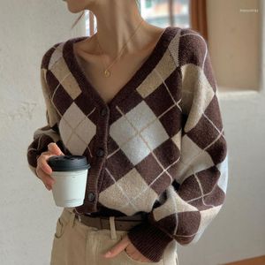 Femmes tricots 2023 marron Argyle tricoté Cardigan automne hiver dames Style rétro veste manteau col en v pull femme Ins