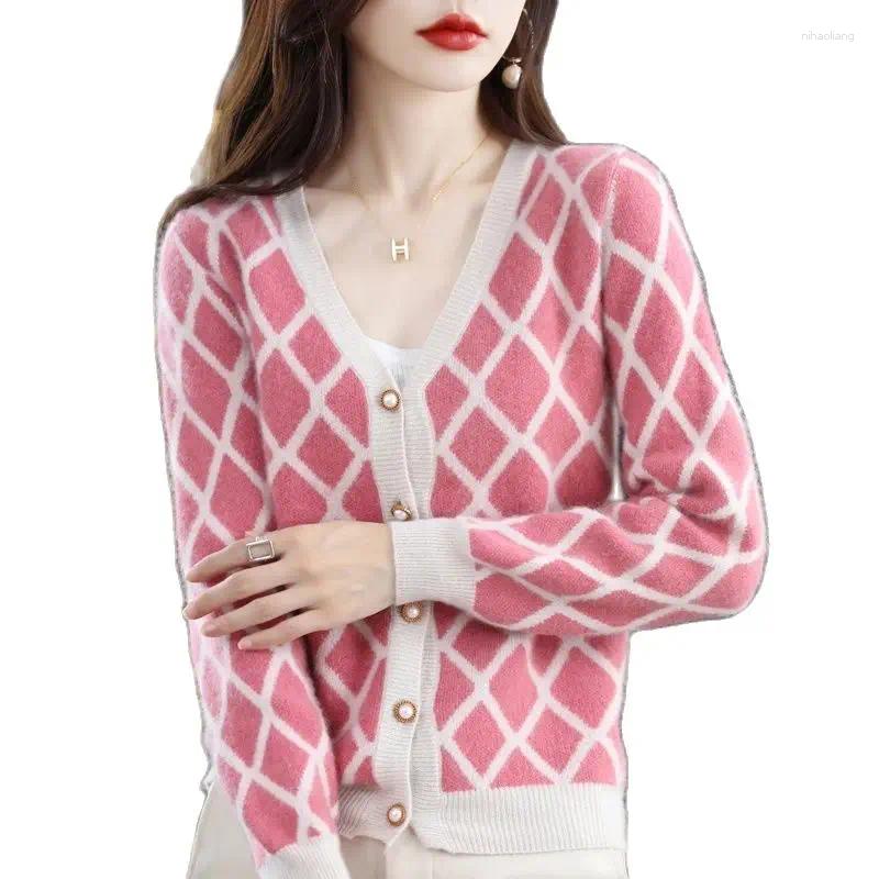 Women's Knits 2024 Autumn Winter Cashmere Cardigan Retro Contrast Diamond Plaid Loose Long Sleeve Wool Bottoming Shirt Female Coat