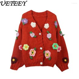 Manteau pull rouge tricoté à bâton épais pour femmes, tricot fait à la main, fleurs douces, veste de fête de noël, début du printemps, 2024