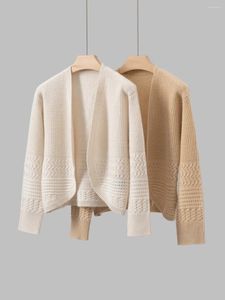 Tricots féminins 2024 Spring Femmes Vintage Cashmere V-Neck Cardigan manteau Elegant Dame Tous Match Long Manched Hollow Out Sweater de veste courte