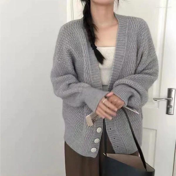 Knits de mujer 2024 V Botón de cuello Cárdigan de gran tamaño Mujeres de manga larga suéter de batwing abre