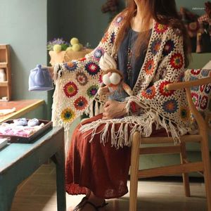 Tricots pour femmes Boho Floral Crochet Vintage évider châle tricoté Poncho avec gland femmes rétro Mori Girl Arts pull coloré fait à la main