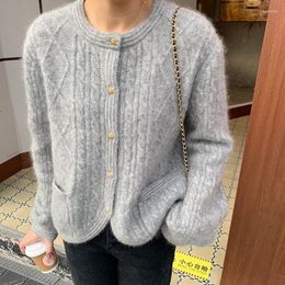 Dzianiny damskie eleganckie dzianinowe swetry rozpinane jednorzędowe wąskie luźne skręcone swetry płaszcz damski 2023 jesienno-zimowa bluzka z długim rękawem Pull