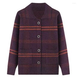 Tricots pour femmes Fdfklak Femmes d'âge moyen Pull Cardigan Épaissi Automne Hiver Tricoté Grande Taille Vieux Vêtements Lâches Manteau